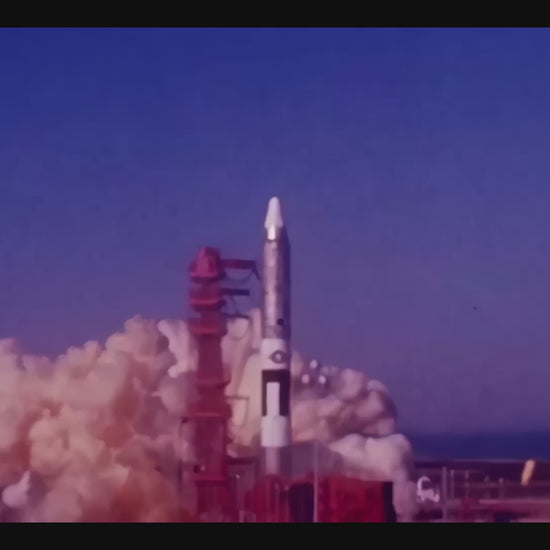 Estes Gemini Titan 1:48 Scale, Dual Engine Cluster Model Rocket Launch Video