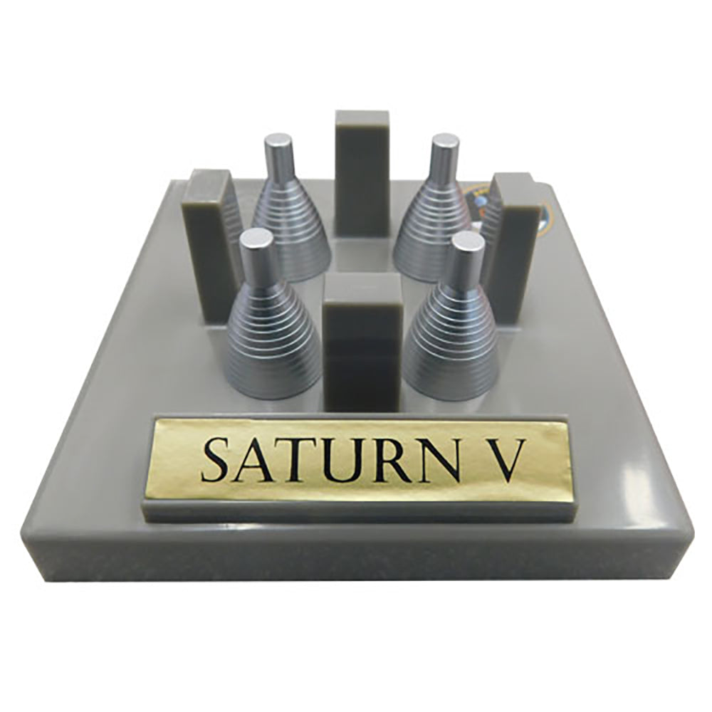 Saturno V (escala 1:200) Listo para volar